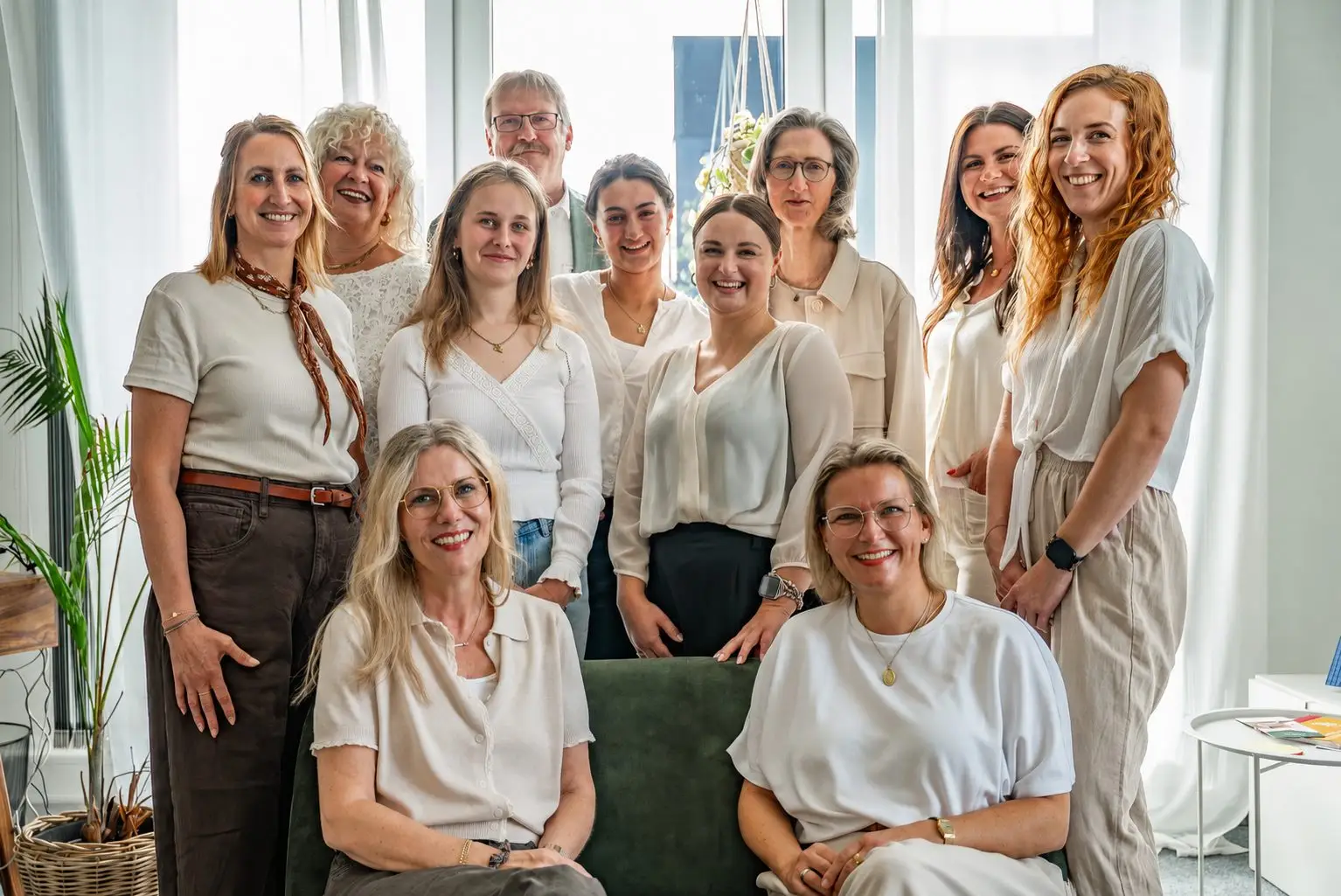 Das Team der Praxis JUNA in Herten im Gruppenbild